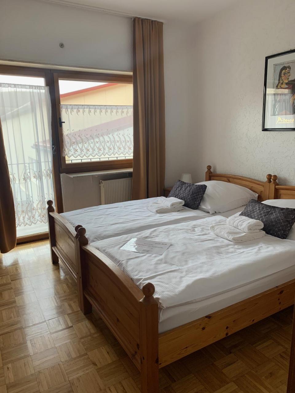 Hotel Bettelhaus Bad Duerkheim Exterior photo